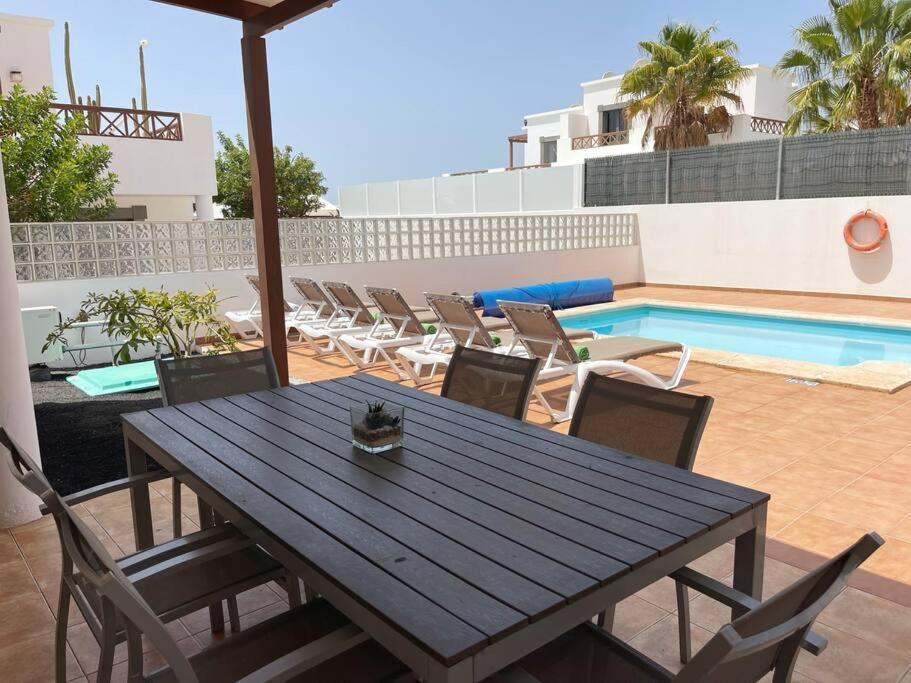 פלאיה בלנקה Eslanzarote Villa Varadero, Heated Pool מראה חיצוני תמונה